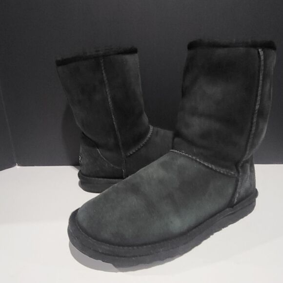 Ugg Dark Green Size 8 Winter Snow Boots - Picture 8 of 9